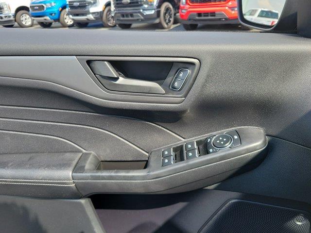 2026 Ford Escape - $29,995