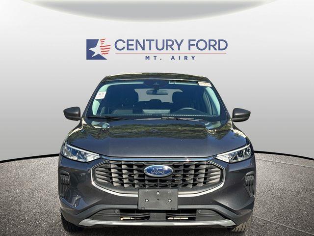 2023 Ford Escape Active — photo 1 of 18