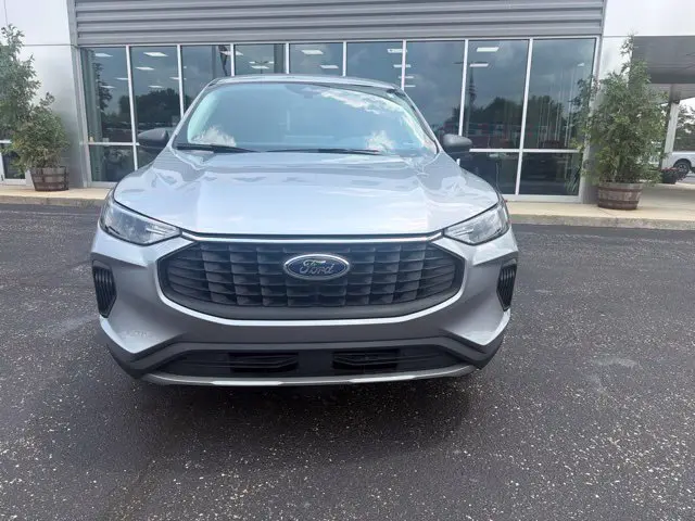 2023 Ford Escape - $22,560