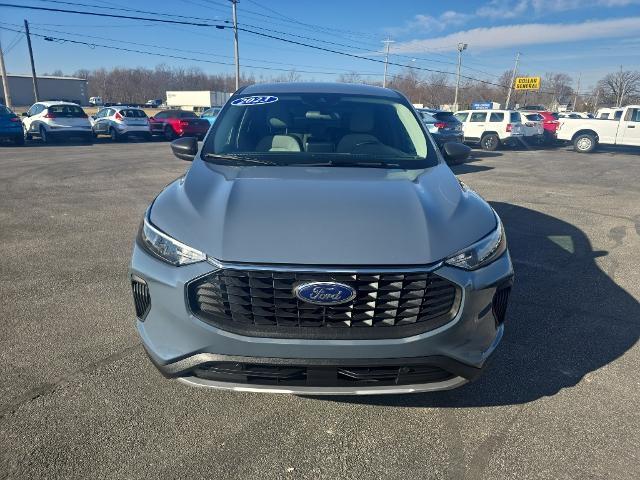 2023 Ford Escape - $18,795