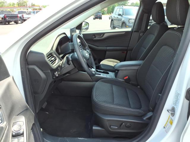 2023 Ford Escape - $28,434