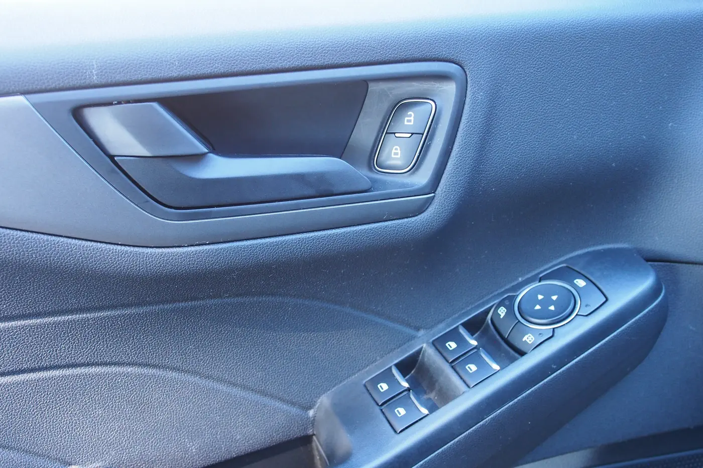 2023 Ford Escape - $21,505