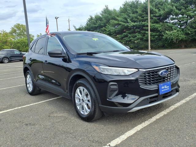 2023 Ford Escape - $22,895