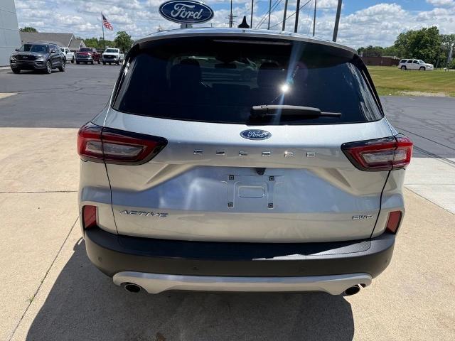 2023 Ford Escape - $22,000