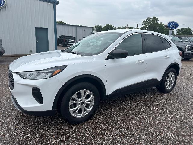 2024 Ford Escape - $26,900