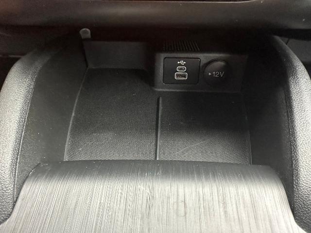2024 Ford Escape - $26,900