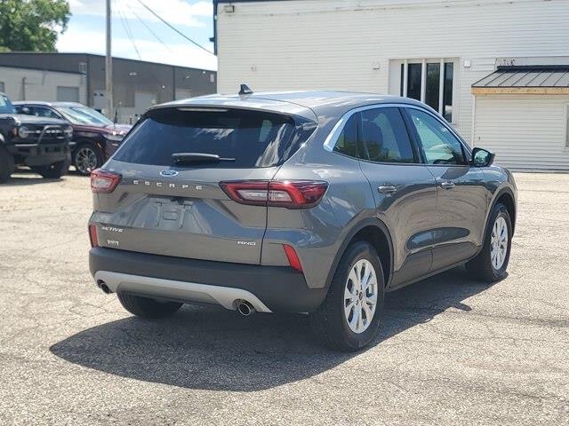 2024 Ford Escape - $28,995
