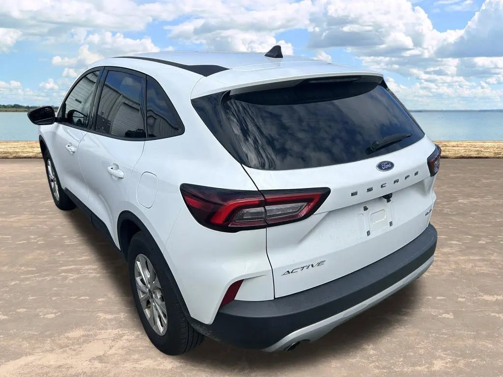 2025 Ford Escape - $19,998