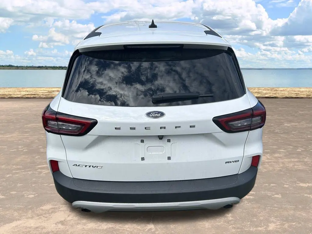 2025 Ford Escape - $19,998