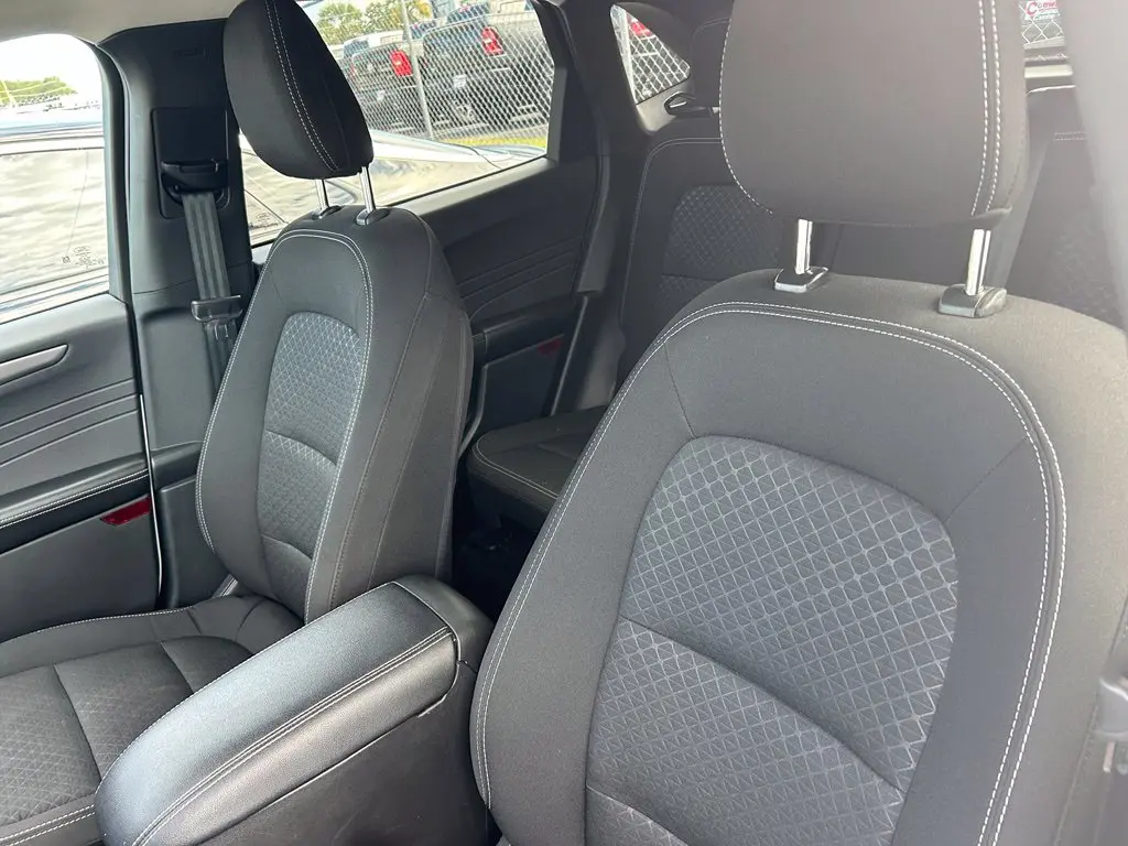 2025 Ford Escape - $19,998