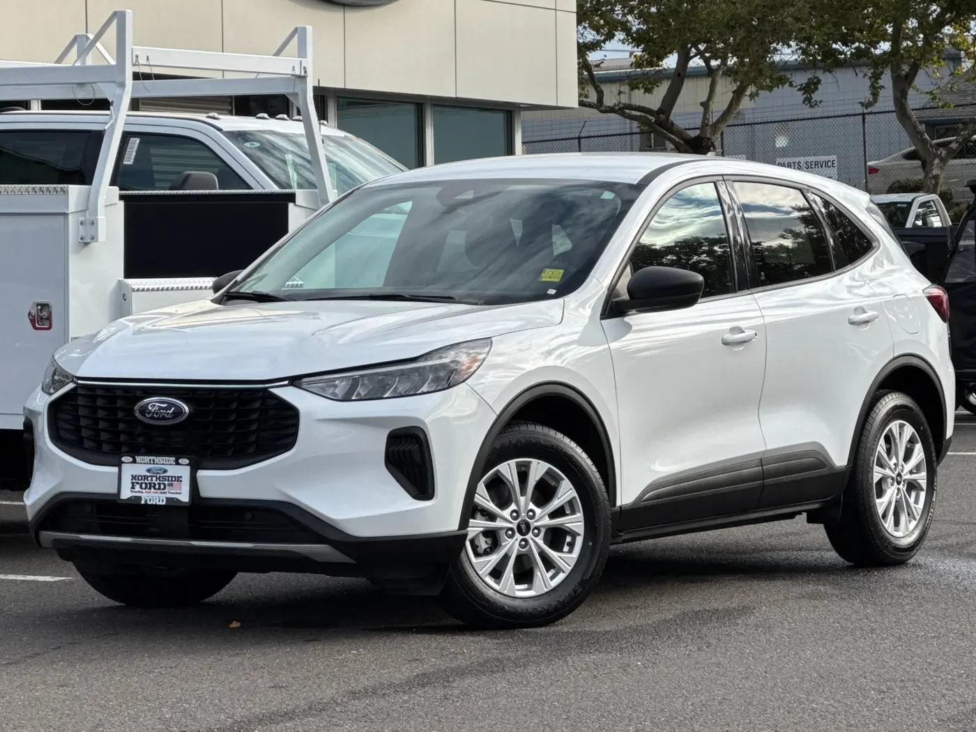2025 Ford Escape - $22,995