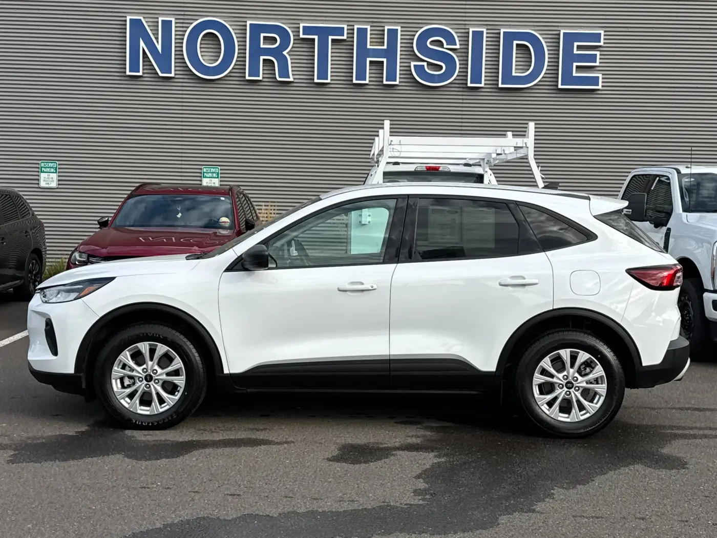 2025 Ford Escape - $22,995