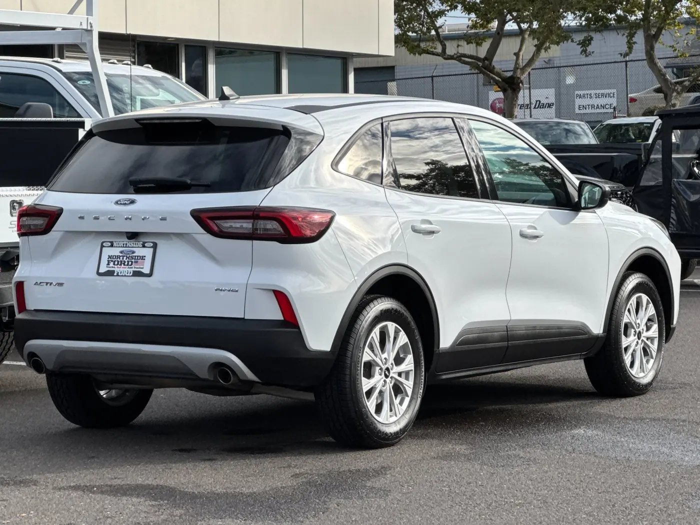 2025 Ford Escape - $22,995