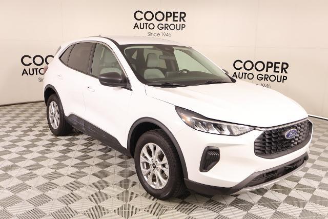 2023 Ford Escape - $17,139