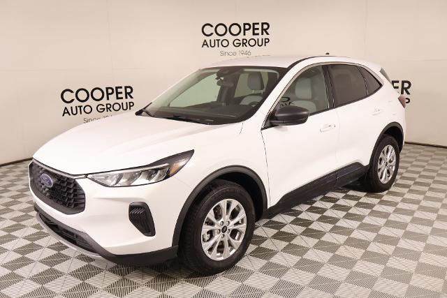 2023 Ford Escape - $17,139