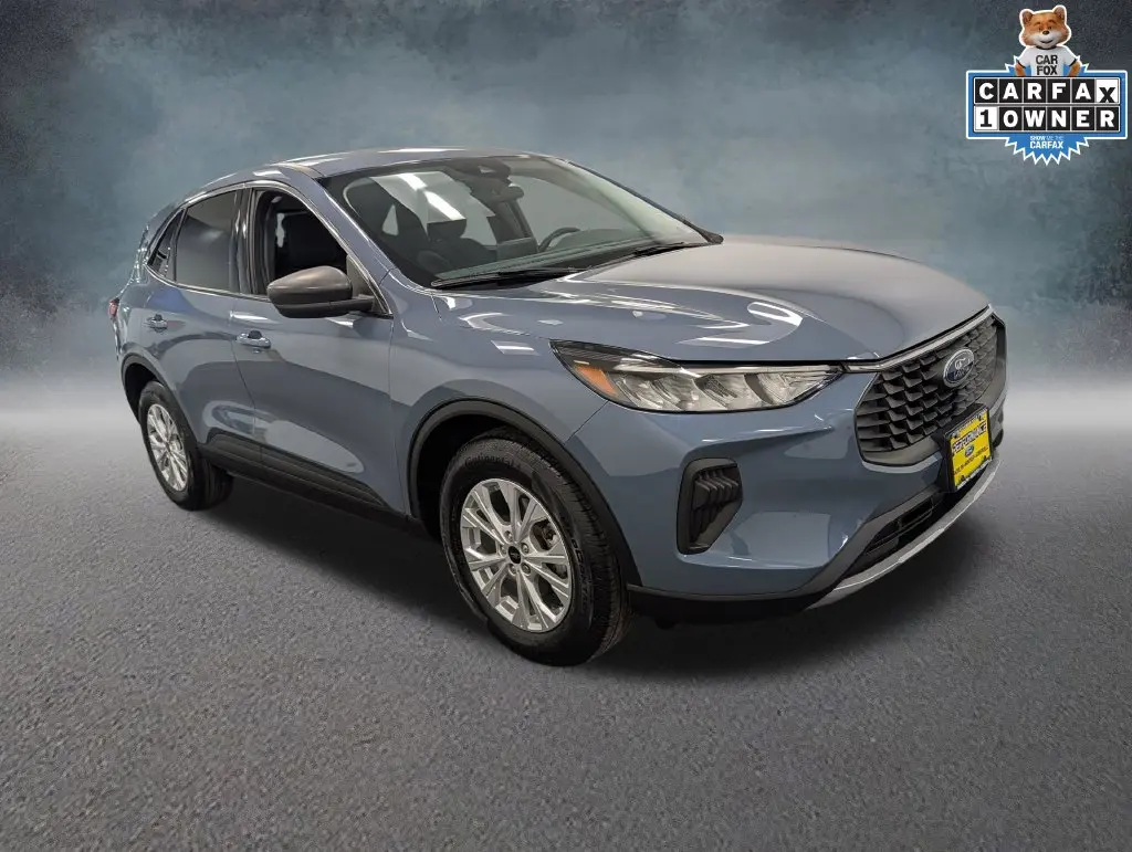 2023 Ford Escape - $24,900