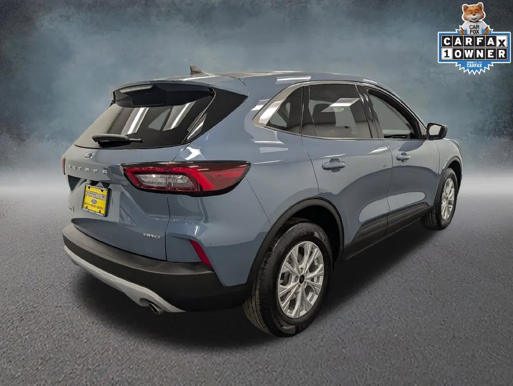 2023 Ford Escape - $24,900