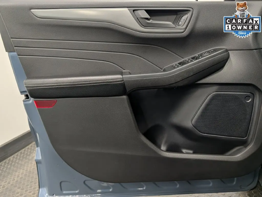 2023 Ford Escape - $24,900
