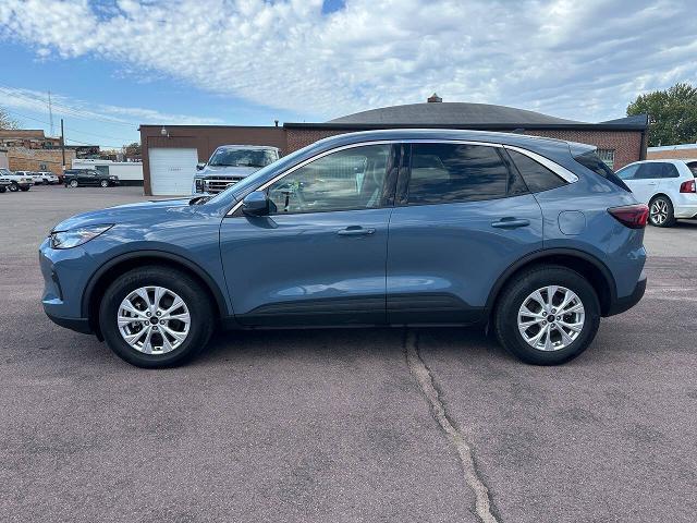 2023 Ford Escape - $24,900