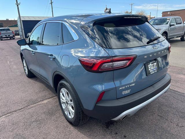 2023 Ford Escape - $24,900