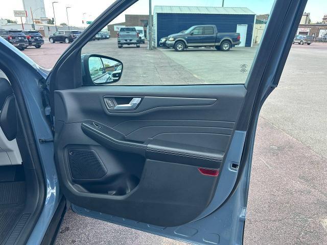 2023 Ford Escape - $24,900
