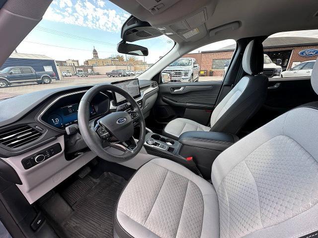 2023 Ford Escape - $24,900