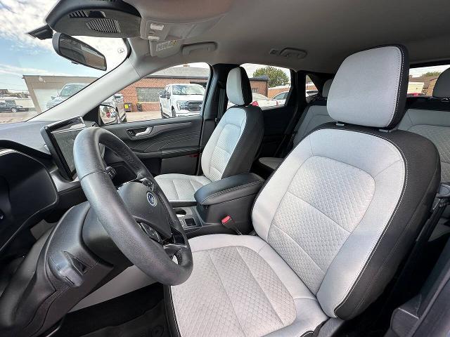 2023 Ford Escape - $24,900