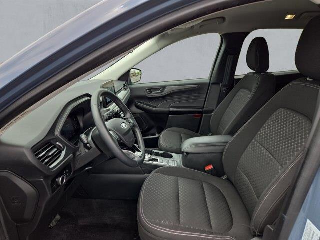 2023 Ford Escape - $21,755
