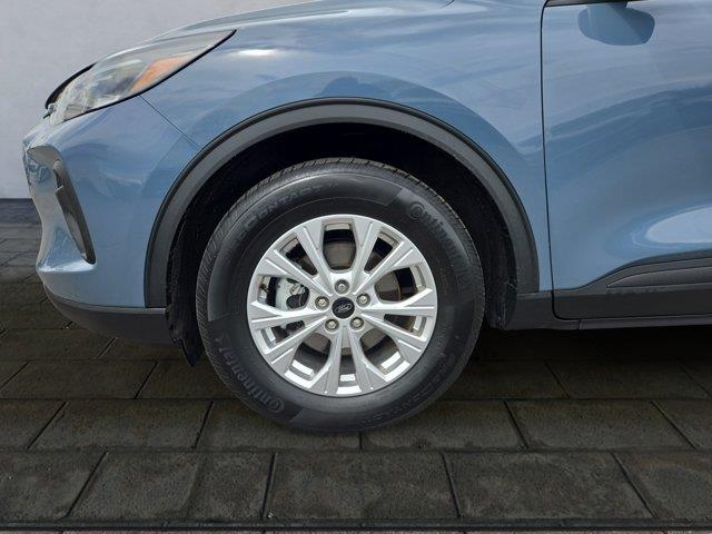 2023 Ford Escape - $21,755