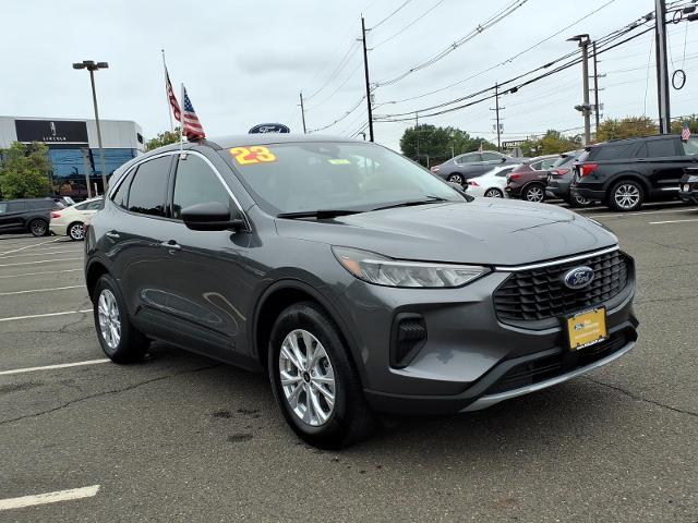 2023 Ford Escape - $23,295