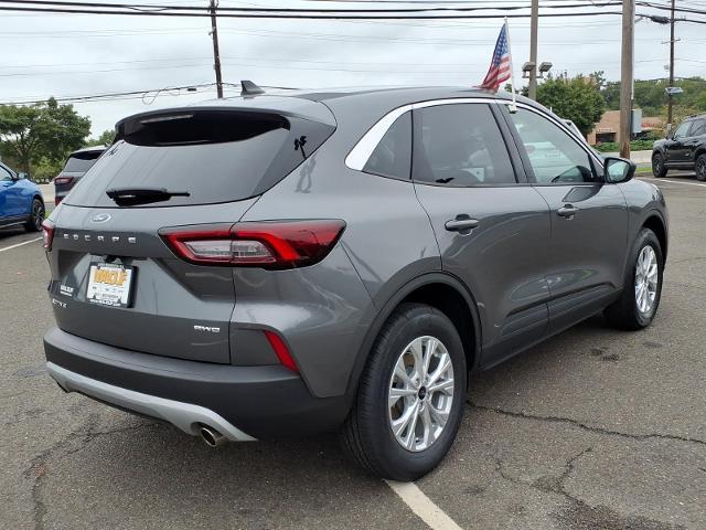 2023 Ford Escape - $23,295