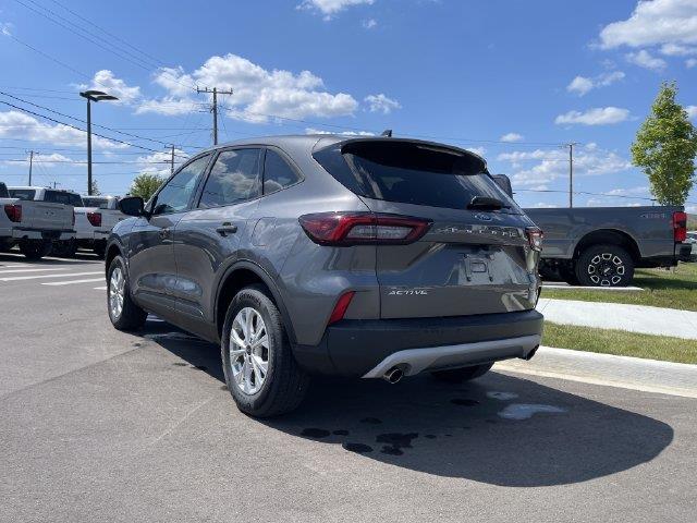 2025 Ford Escape - $20,304