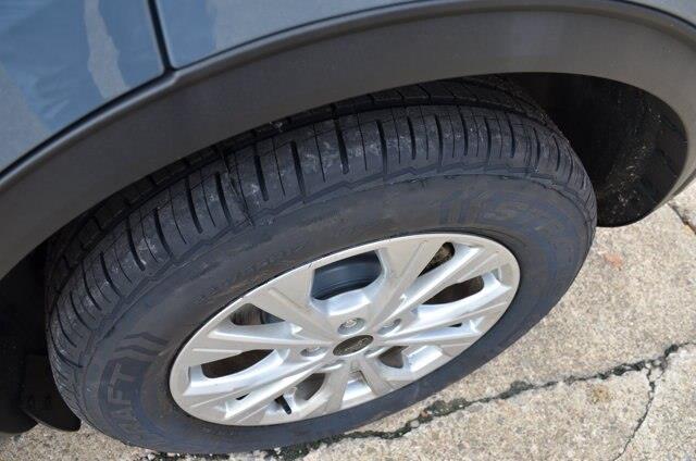 2025 Ford Escape - $24,900