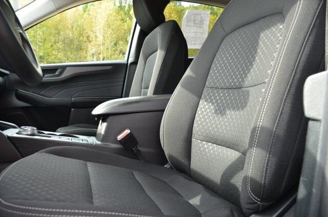 2025 Ford Escape - $24,900