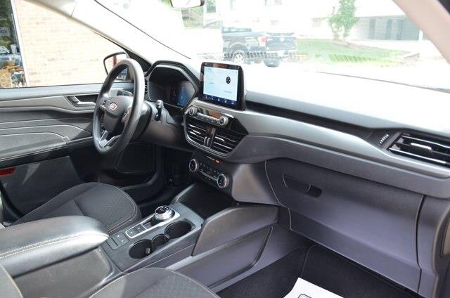 2025 Ford Escape - $24,900