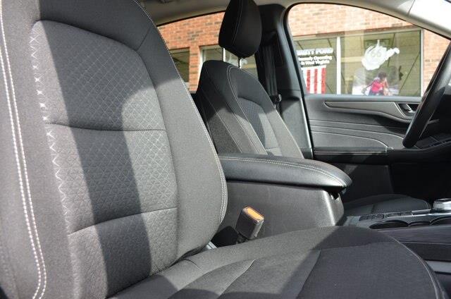 2025 Ford Escape - $24,900