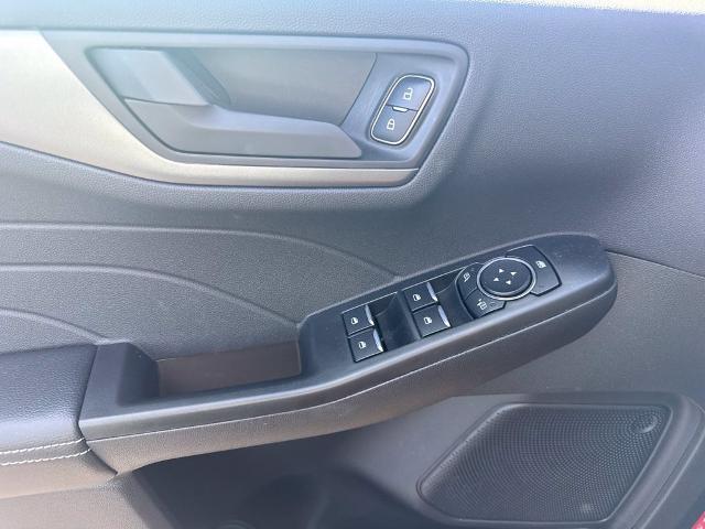 2025 Ford Escape - $26,094