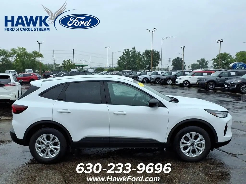 2025 Ford Escape - $21,450