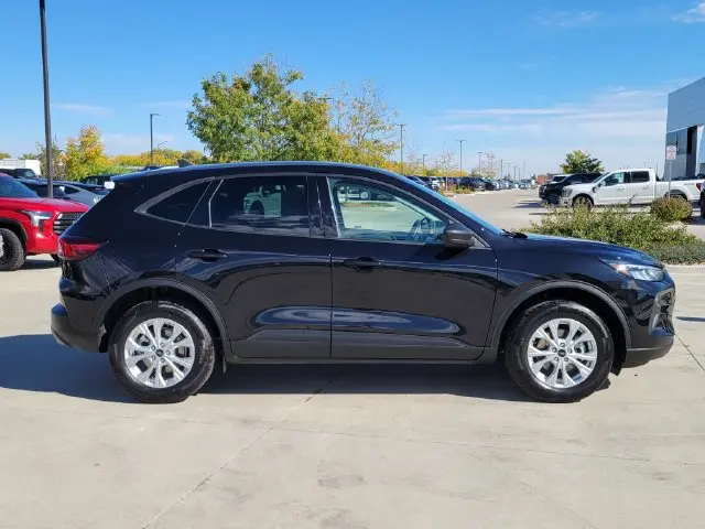 2025 Ford Escape - $23,116