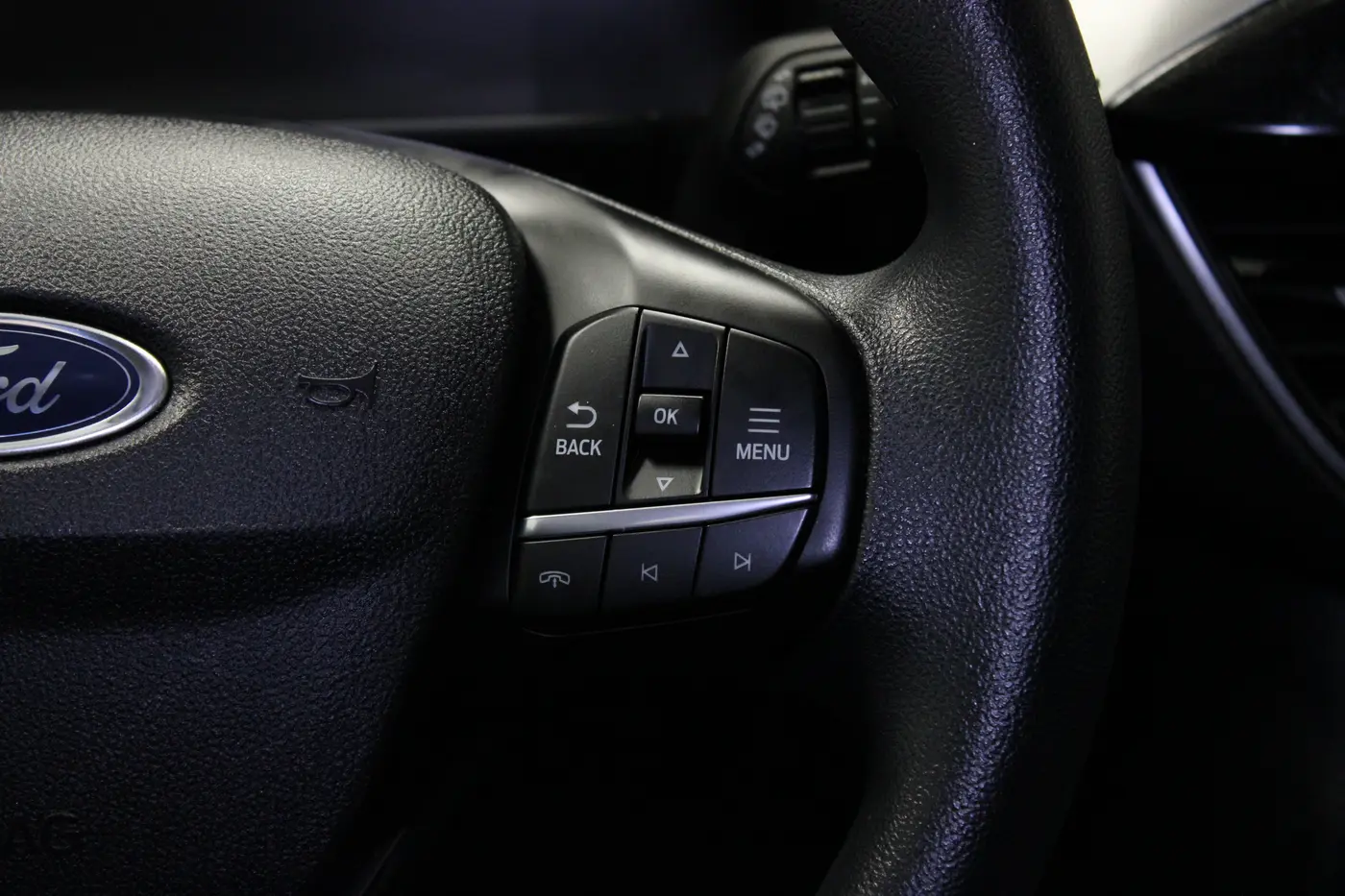 2025 Ford Escape - $21,962
