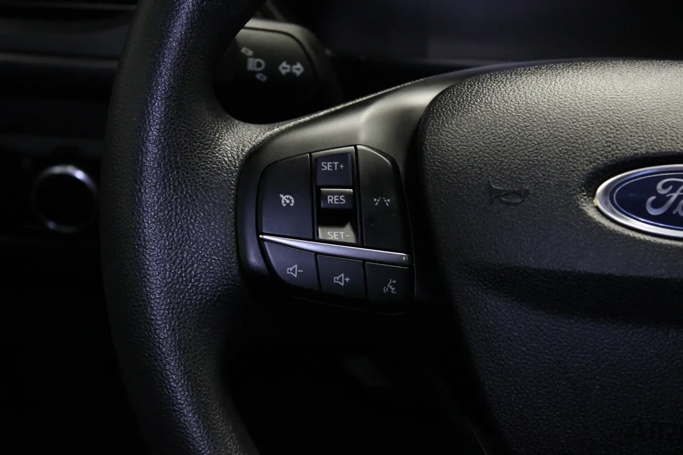 2025 Ford Escape - $21,962