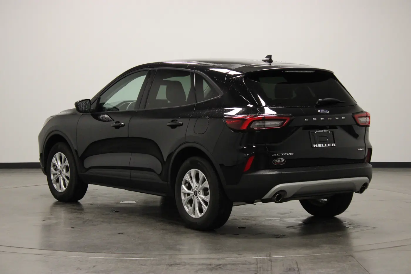 2025 Ford Escape - $21,962