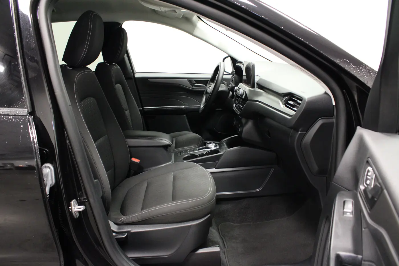 2025 Ford Escape - $21,962