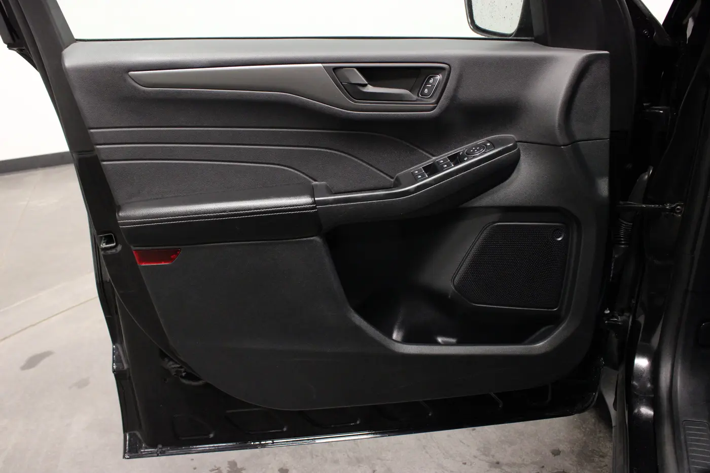 2025 Ford Escape - $21,962