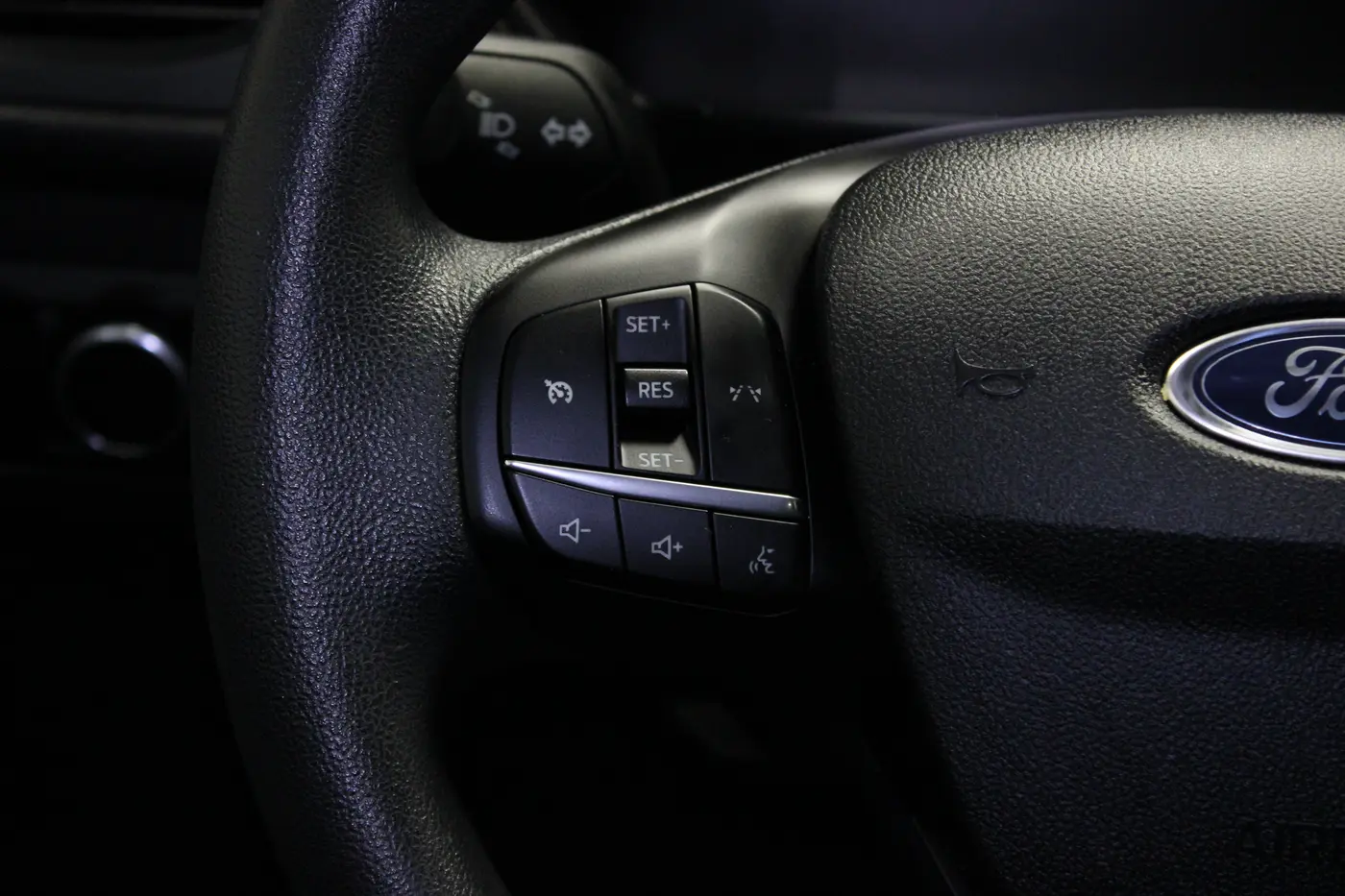 2025 Ford Escape - $21,962