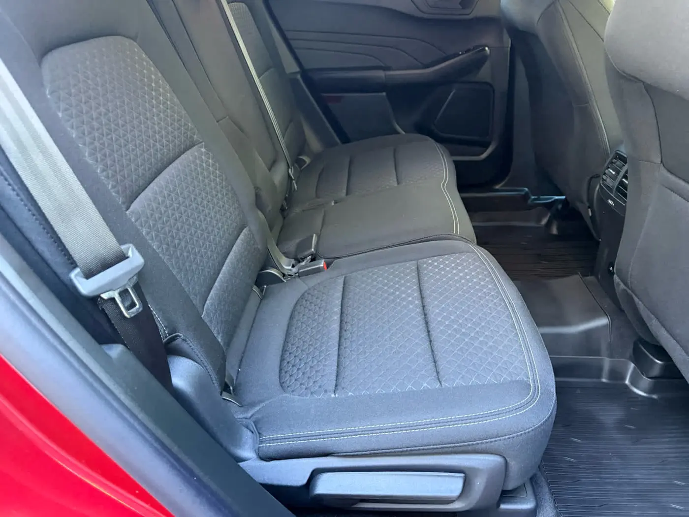 2025 Ford Escape - $26,999