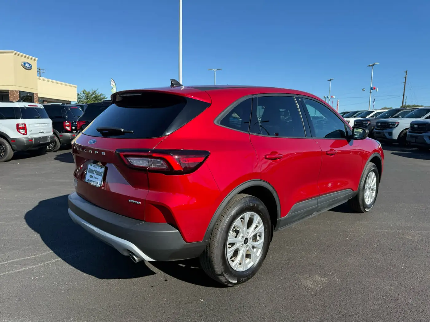 2025 Ford Escape - $26,999