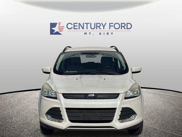 2016 Ford Escape SE — photo 1 of 10