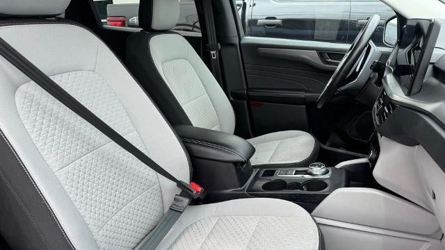 2023 Ford Escape Hybrid Active