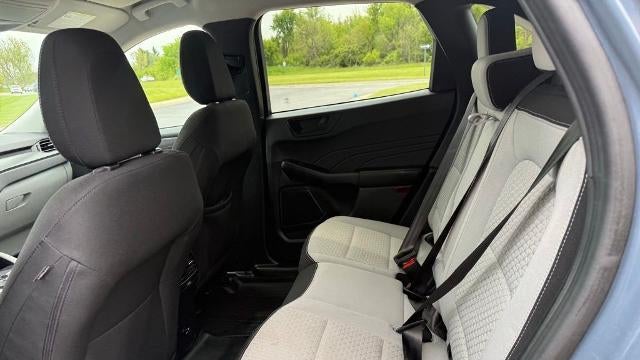 2023 Ford Escape Hybrid Active
